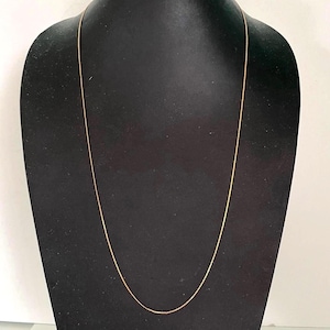 GOLD 14K ITALY 30&quot; Slim Thin Box Chain Necklace - Yellow Gold - Elegant Long Necklace - Estate Vintage
