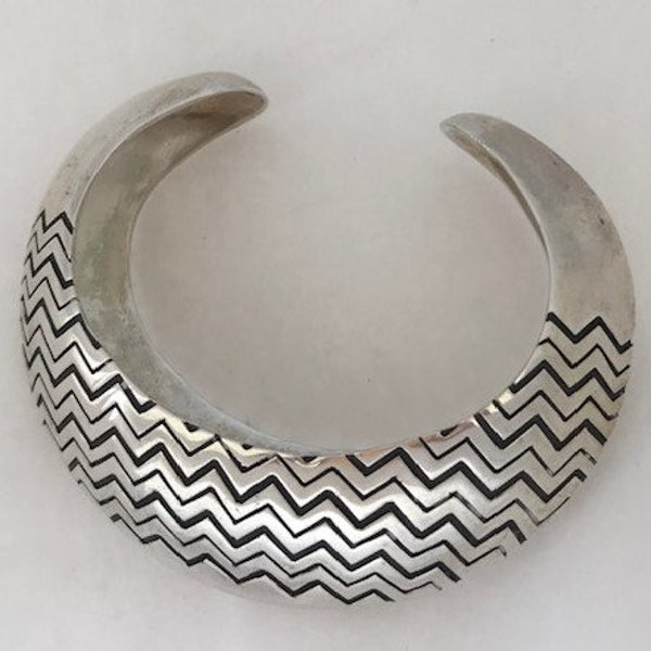 HARVEY BEGAY Navajo 925 Sterling Cuff Bracelet -Handcrafted - Wave Design  HB - Modernist - Estate Vintage