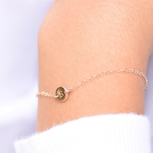 14K Gold personalized tiny disc Bracelet - Initial bracelet - Gold Dainty Bracelet