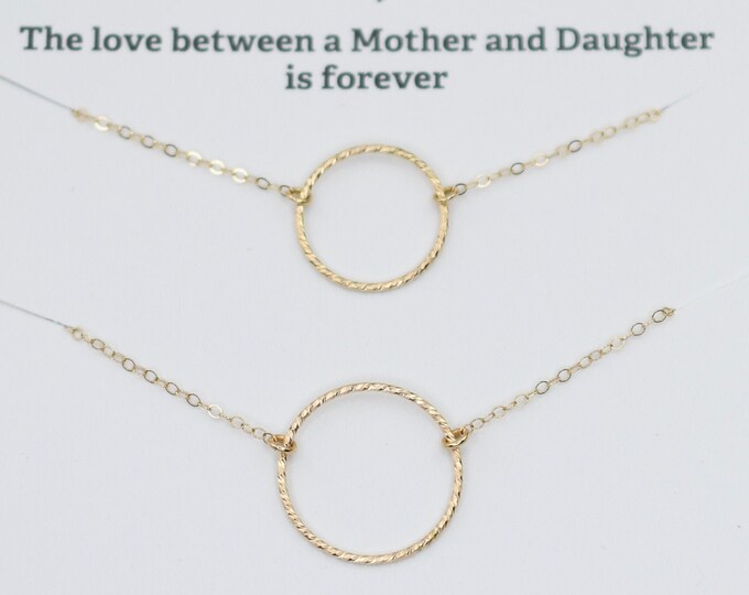 Mother Daughter Necklace Set - 14K Gold Circle Necklace. 14K Gold Delicate Circle Necklace