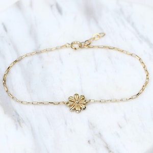 14K Gold Flower Bracelet - 14K Gold Bracelet - Gold Dainty Chain Bracelet