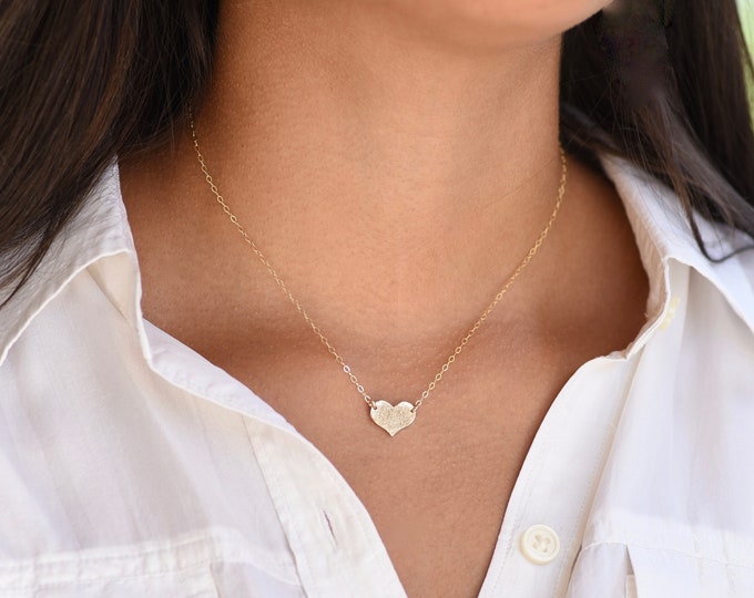 14k Gold Heart necklace, Hammered Heart choker