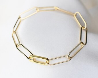 14K Gold Paperclip Chain Bracelet: Customizable Charm Holder