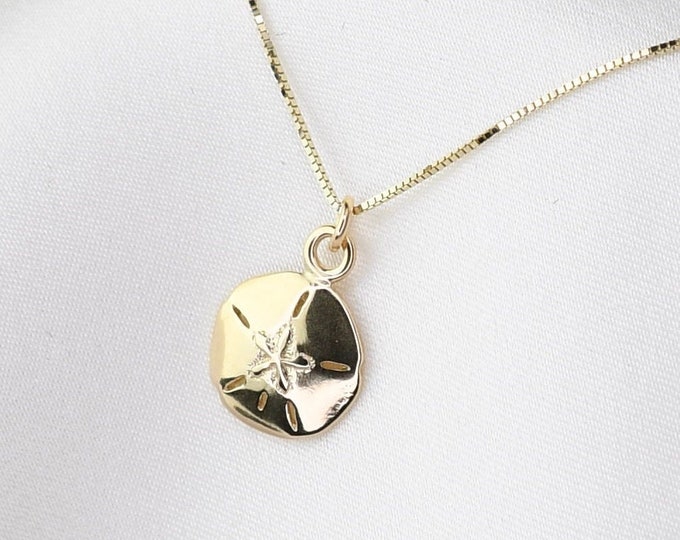 14K Solid Gold Sand Dollar Necklace. 14K Gold Small Sand Dollar Pendant. 14k Gold 0.5mm Box Chain.