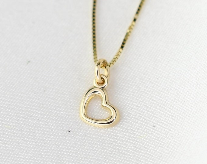 14K Gold Tiny Open Heart Necklace