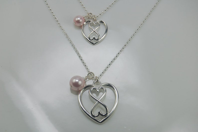 Mother Daughter heart Infinity necklace set, Heart Infinity necklaces, Silver Infinity, Pink Pearl Necklace image 4