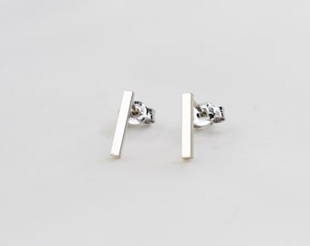 14K White Gold Bar Earrings: Simple Minimalist Style