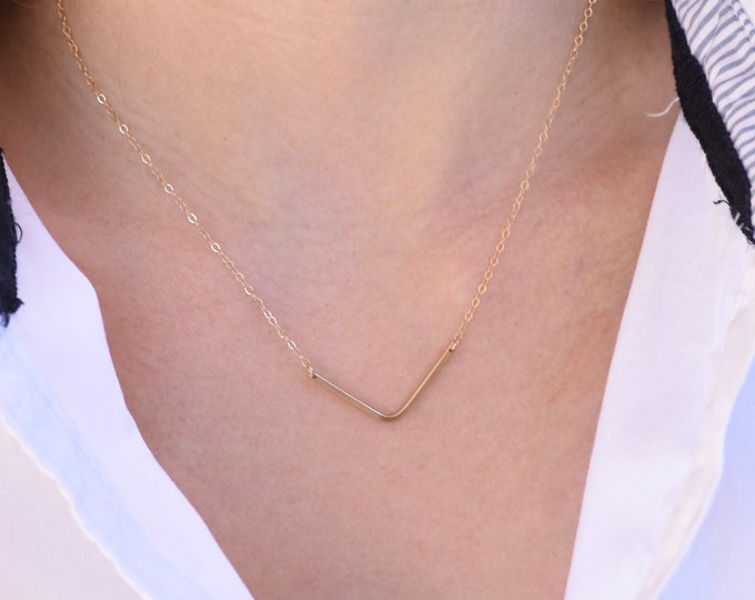 14K Gold V Necklace. Chevron necklace. Thin Chevron Necklace - Solid Gold Necklace