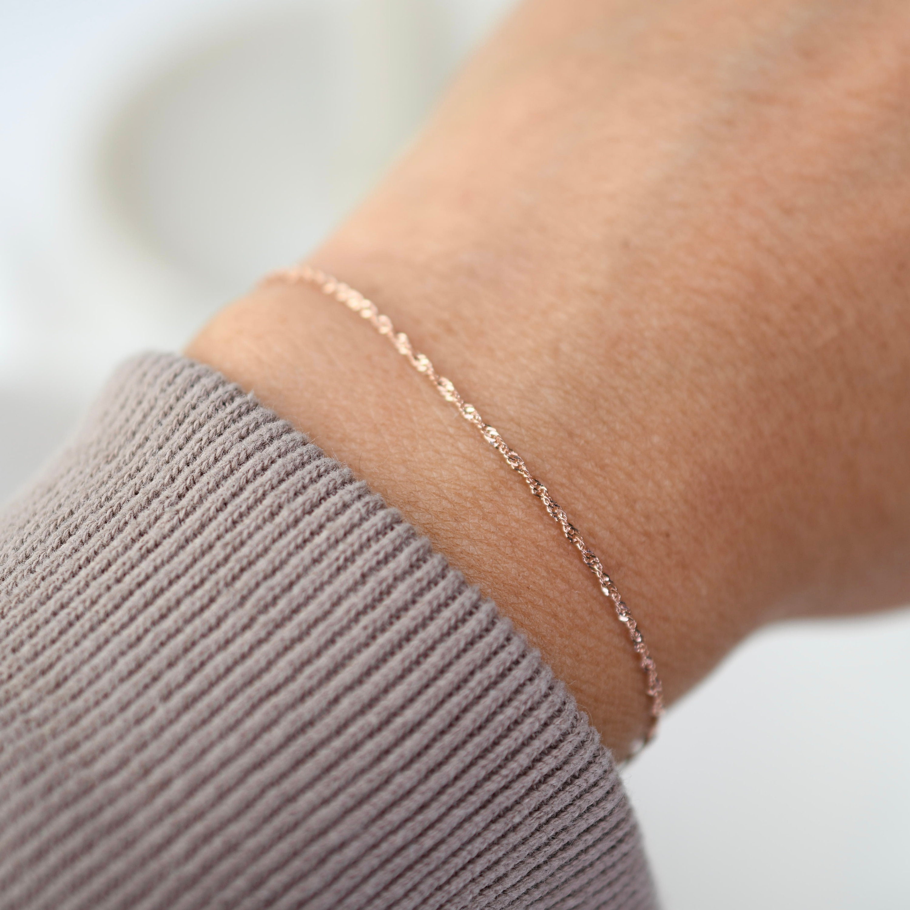 Custom Letter Bracelet | Caitlyn Minimalist Rose Gold / 9.5 Inches