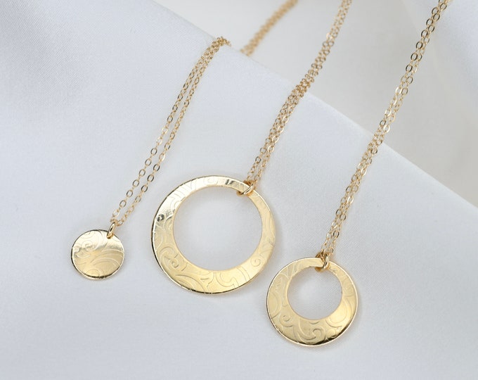 14K Gold Three Generations necklace. Generations gift