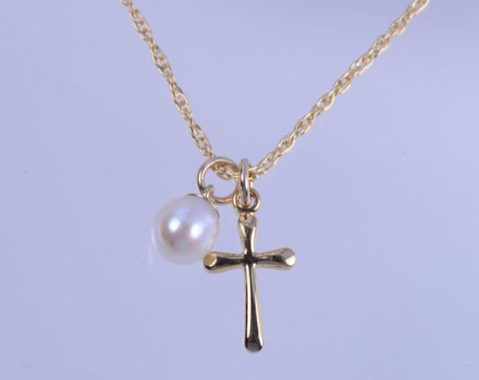 Christmas Gift - Girls Gold Cross Necklace with Freshwater Pearl – Baptism & Christening Gift