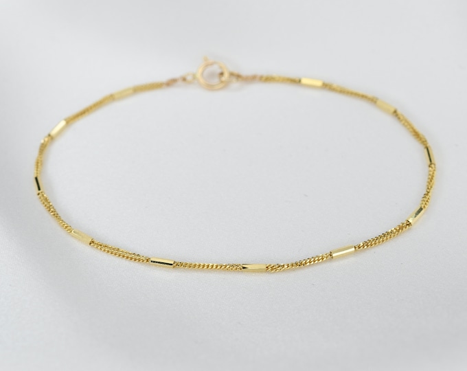 14K Gold Saturn Chain Bracelet - 14K Gold Bracelet