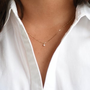 14K Gold Tiny Diamond Necklace - Tiny diamond