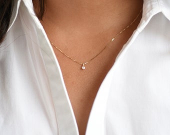 Dainty Diamond Necklace for Everyday Wear, 14K Gold Tiny Diamond Pendant, Delicate Gold Chain, Gift for Her, Minimalist Diamond Jewelry