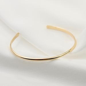 14K Solid Gold Cuff Bracelet, Minimalist Cuff Bracelet, Delicate cuff bracelet