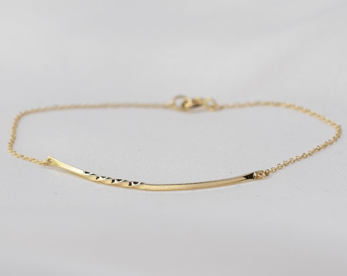 14k Gold Twisted Thin Bar Bracelet. 14k Gold Thin Bar Bracelet. 14K Gold Bar Bracelet