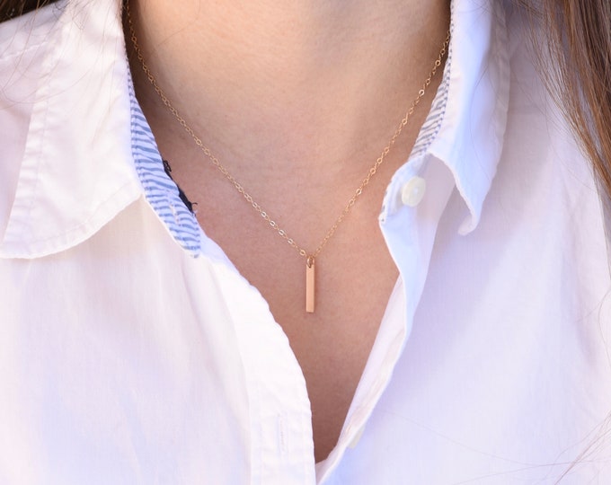 Solid 14k Gold Necklace. 14k Gold Dainty Necklace. 14K gold vertical bar necklace.