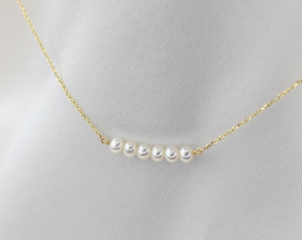 Dainty 14K Gold Freshwater Pearl Necklace: Delicate Chain