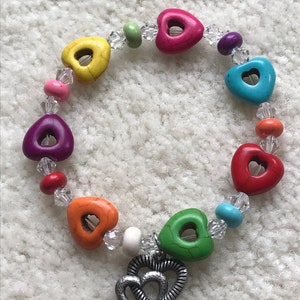 RECONSTITUTED STONE HEART Beaded Charm Bracelet