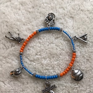 LET&#39;S GO METS! Seed Bead Charm Bracelet