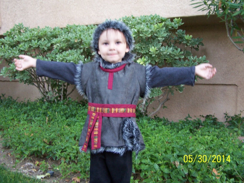Kristoff themed boy's costume from Disney's Frozen Etsy
