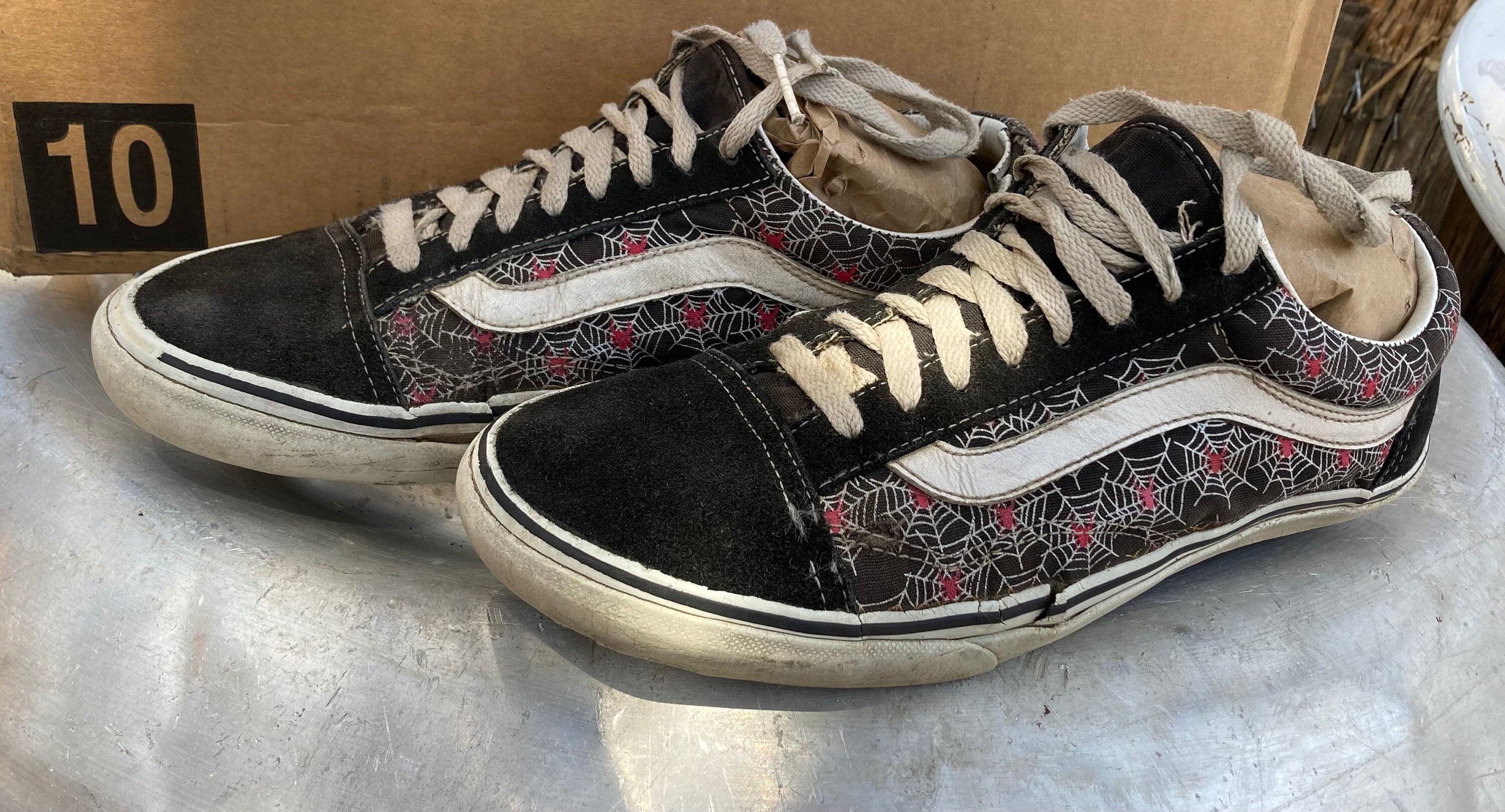 Spiderman vans discount high tops