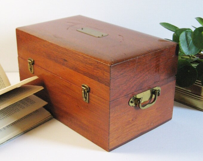 Vintage Large Wood Box With Brass Hardware Wood Jewelry Box Etsy