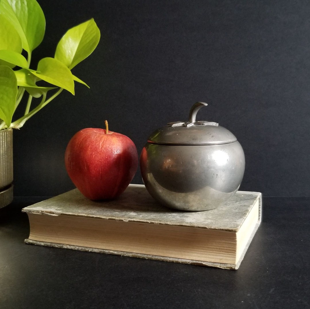 Pewter Tomato Sugar Bowl With Lid 3.75 Round Vintage Queens Art Danish Pewter Fruit Figurine