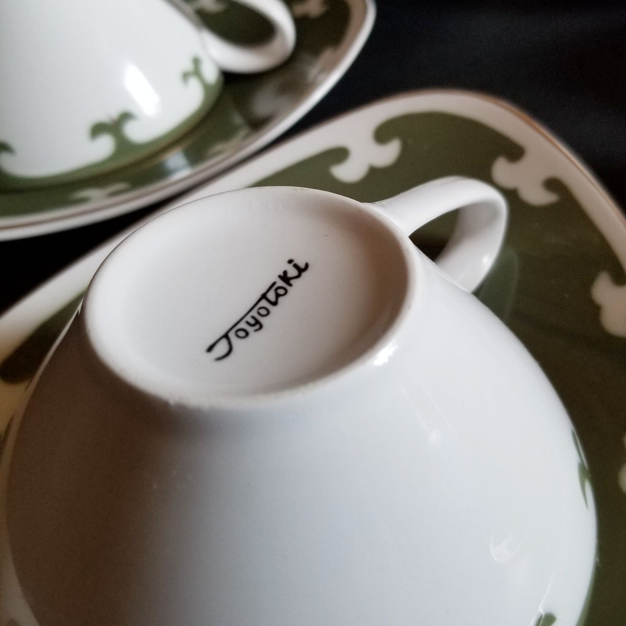 Set of 6 Toyotoki Tea Cups & Saucers - Vintage Avocado Green Set of 6 Toyotoki Tea Cups & Saucers - Vintage Avocado Green