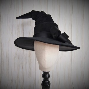 Witch Hat Jadis image 2