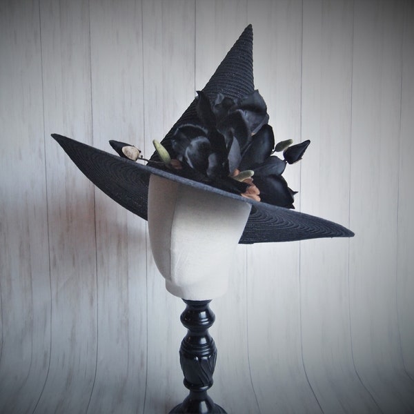 Black Magnolia Straw Witch Hat