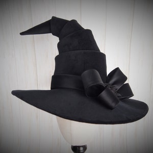 Witch Hat Jadis image 1