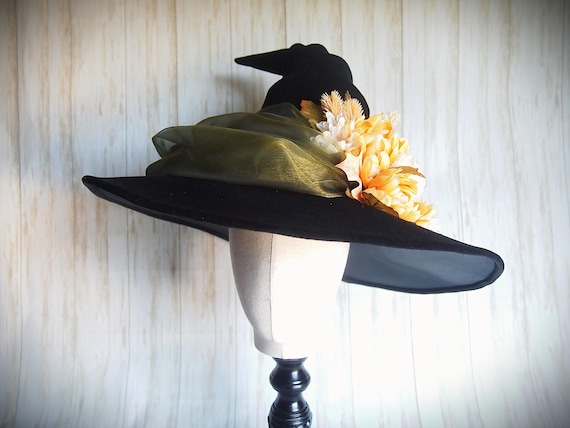 Witch Hat "Golden Glow", Head Size 22.5"