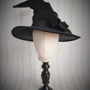 Witch Hat Jadis image 3