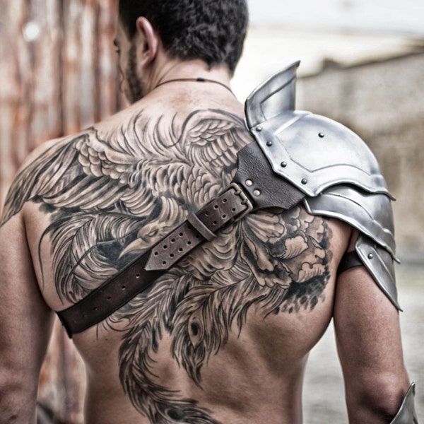Steel armor pauldron for gladiator, metal cosplay shoulder, LARP fantasy armor, handcrafted warrior armor, custom knight shoulder armor