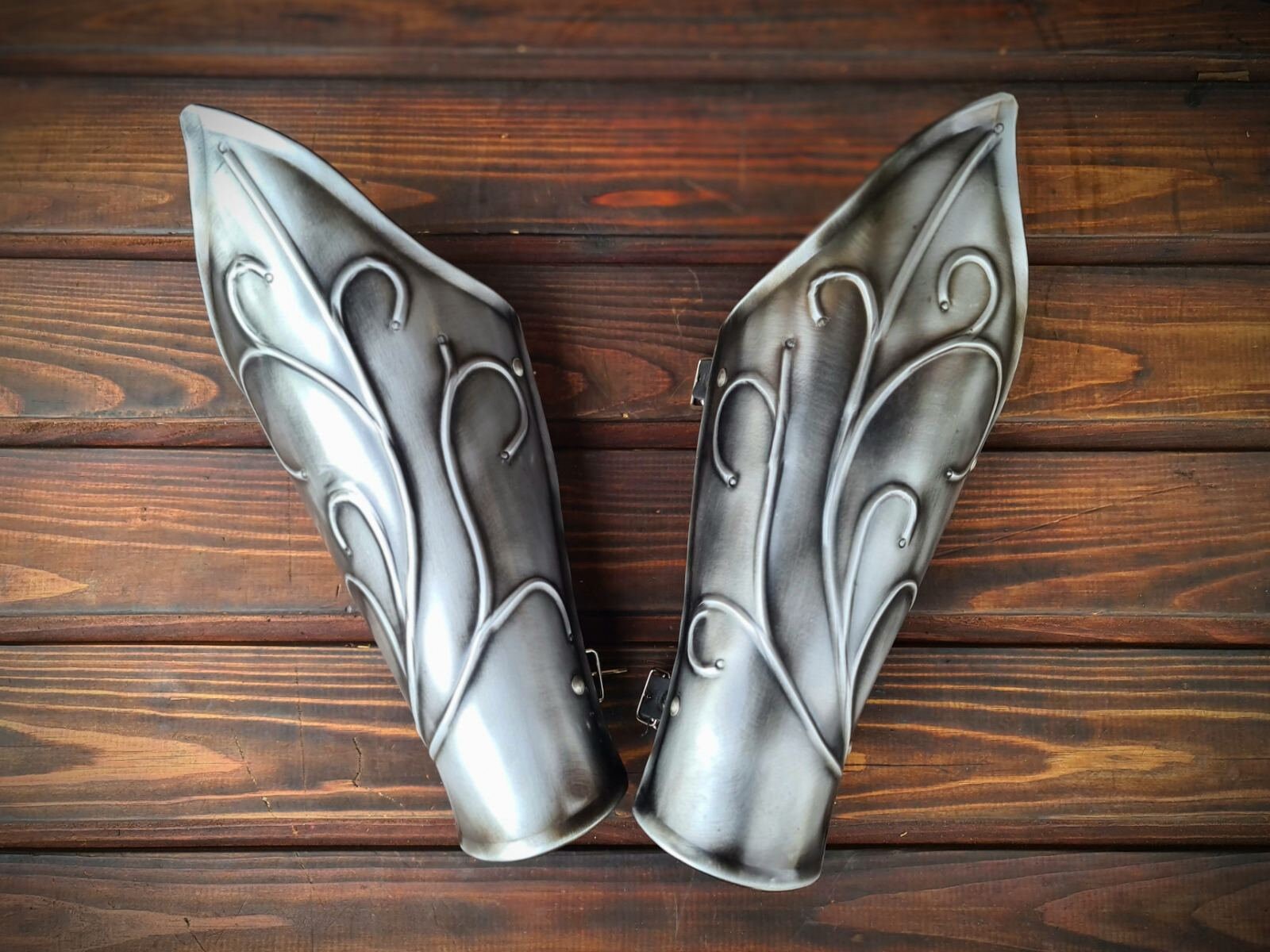 Elven Bracers Steel Armor Elf Fantasy Warrior Vambracers Etsy