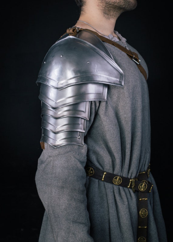Shoulder armor of single pauldron medieval warrior knight Etsy