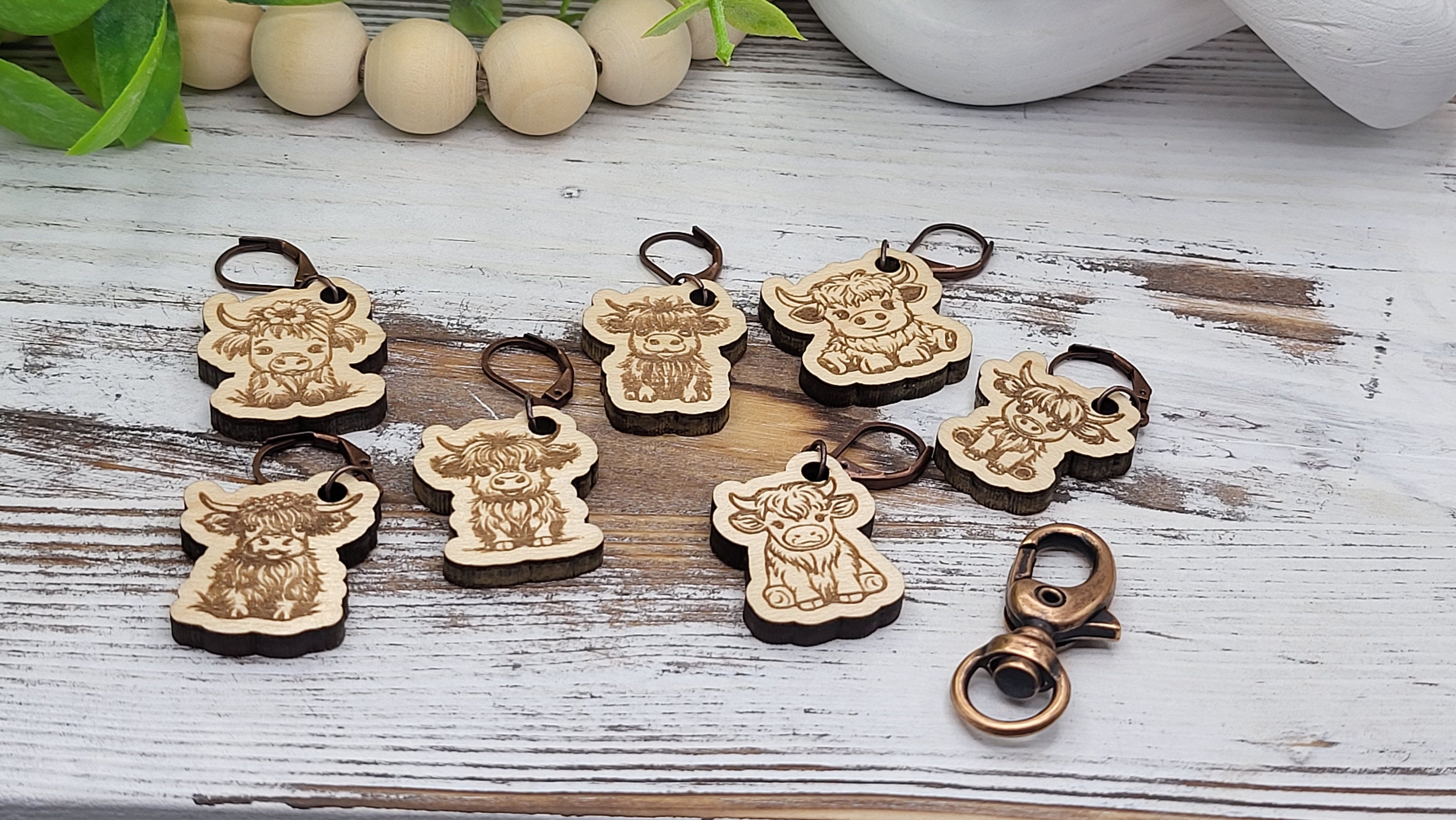 Highland Cow Stitch Markers: Handmade Crochet Accessory, Set of 7 - Thumbnail 2