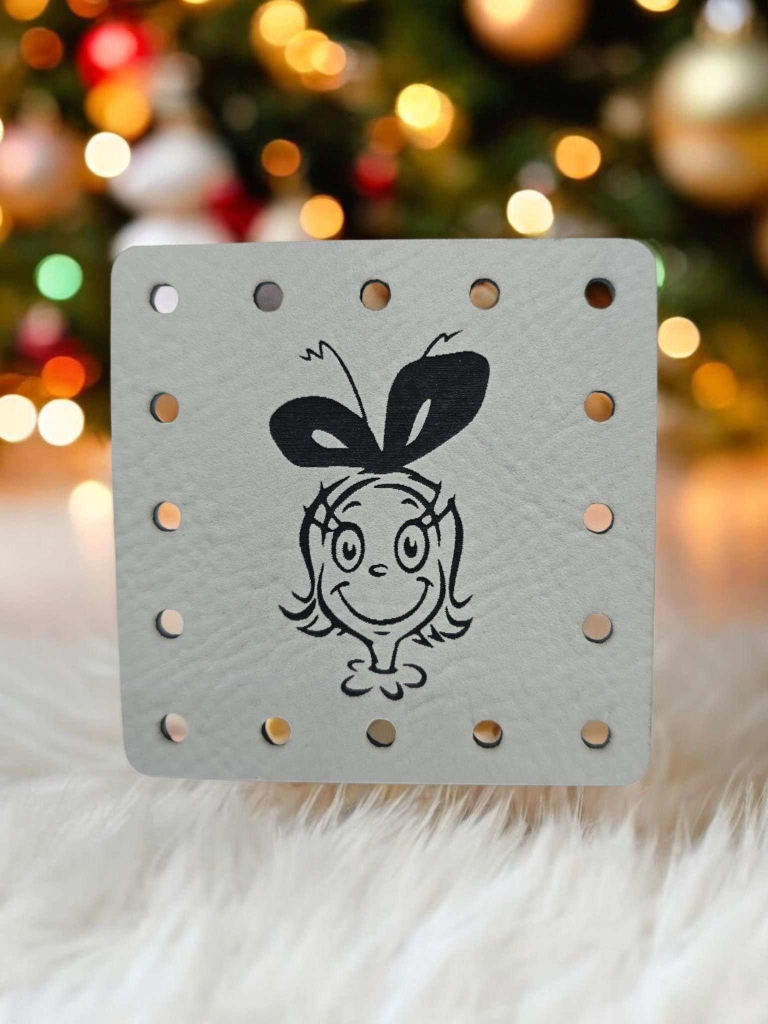 Cindy Lou Faux Leather Patch: Crochet, Knit, & Blanket Projects