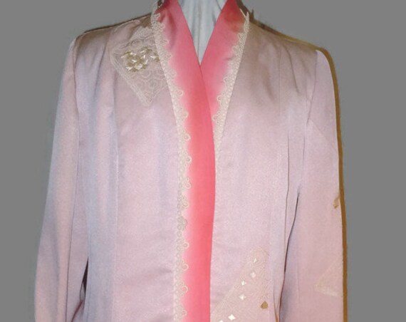 Silk jacket from vintage Japanese kimono. Dusty rose. Size medium. Hand embroidered. One of a Kind