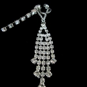 Gorgeous Chandelier Rhinestone Tassel 5 Row Nipple Chain Nipple Clip On image 3