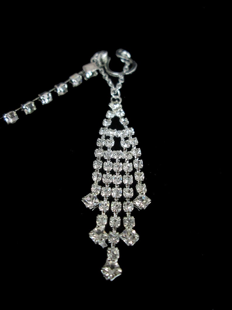 Gorgeous Chandelier Rhinestone Tassel 5 Row Nipple Chain Nipple Clip On image 3