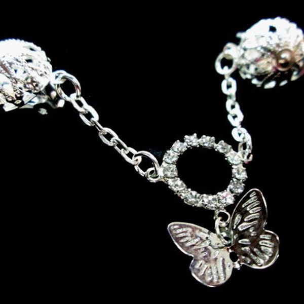 Gorgeous Silver sp Butterfly Rhinestone Circle Puffed Body Clip