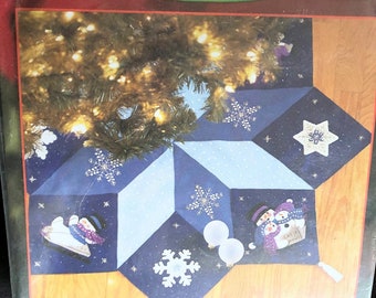 Vintage Bucilla Felt Kits, Christmas Tree Skirt, Blue Retired "Let it Snow" Rare