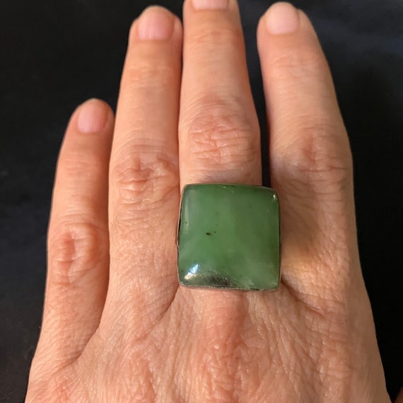 Vintage Green Jade Color Ring Could be Serpentine… - image 1