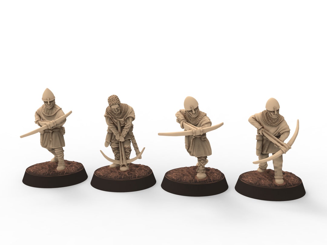 FIGURINES 28MM MEDIEVAL crossbowmen/ (x8 pro painted