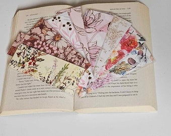 Laminated bookmark | flower bookmark | gift for readers | booktok gifts | cute bookmark gift | reader gifts | Floral bookmark