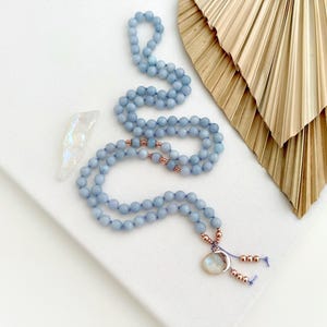 Ocean Dreams Mala Necklace with Aquamarine Mala Beads and Moonstone Guru Crystal, 108 Prayer Beads, Yoga Spiritual Necklace Healing Crystals
