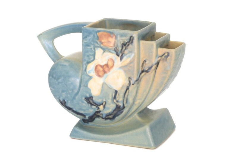 Roseville Pottery Roseville Magnolia Roseville Vase Etsy