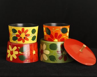 Mid Century Mod Melamine Nesting Bowl Set